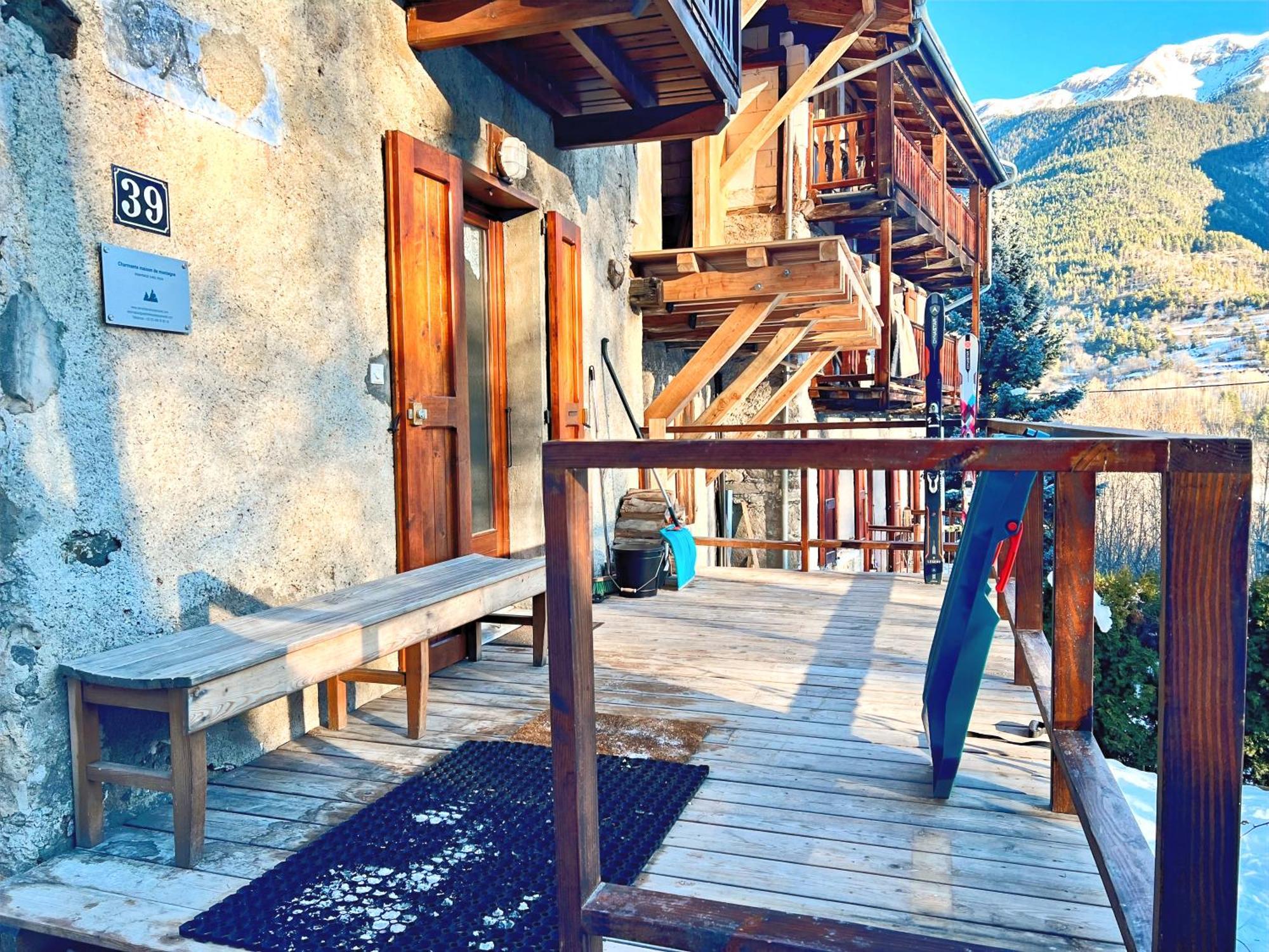 Charmante Maison De Montagne Briancon  Exterior photo