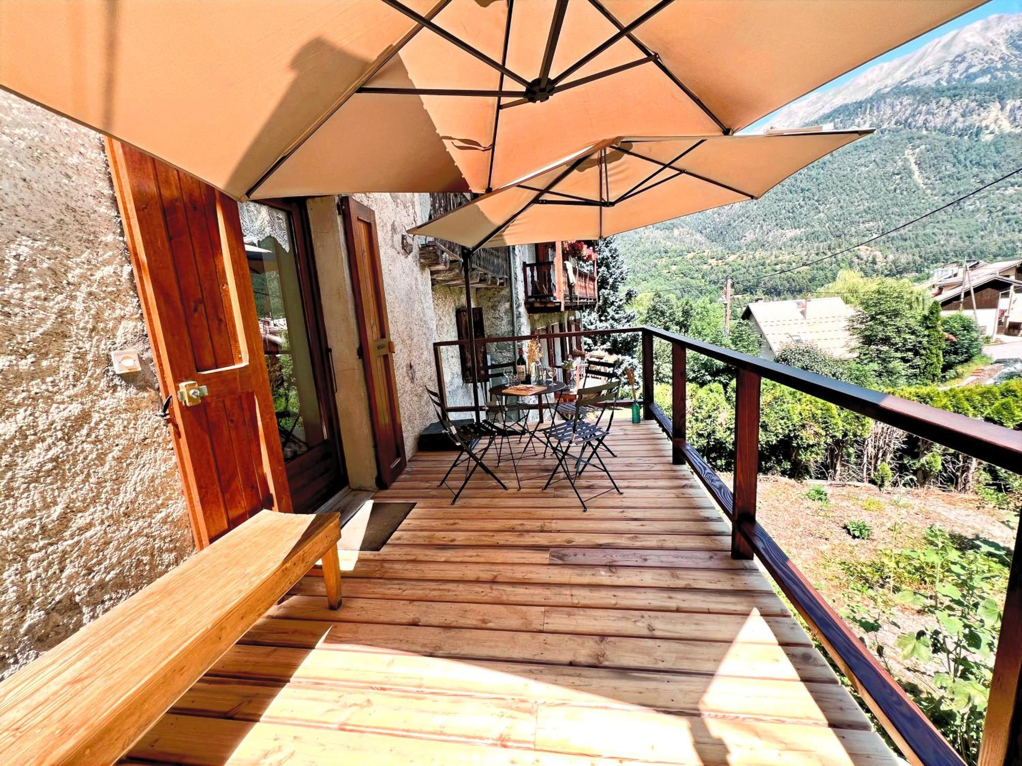 Charmante Maison De Montagne Briancon  Exterior photo